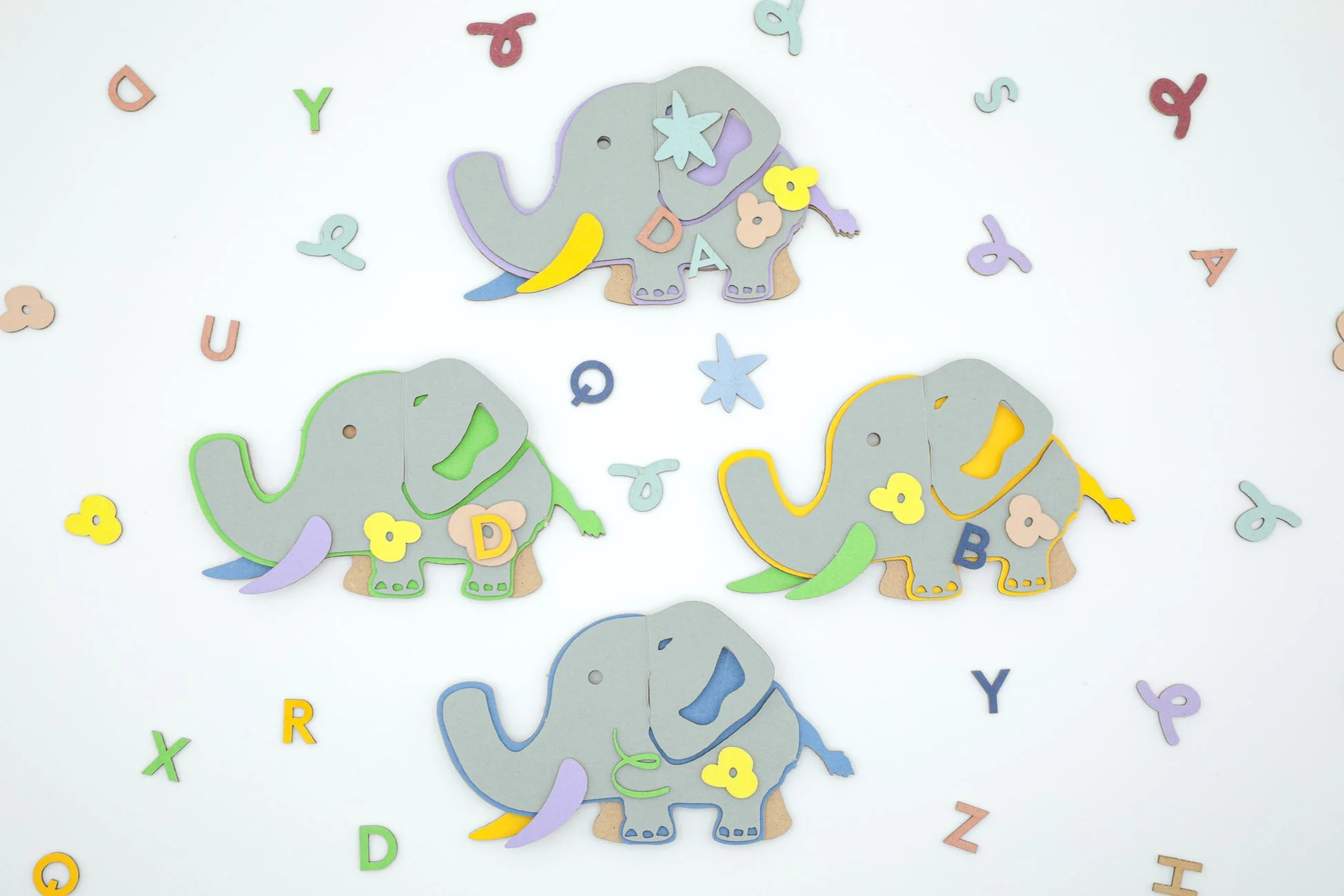 カラフルなゾウのパズル
