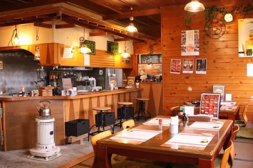 およ川の店内