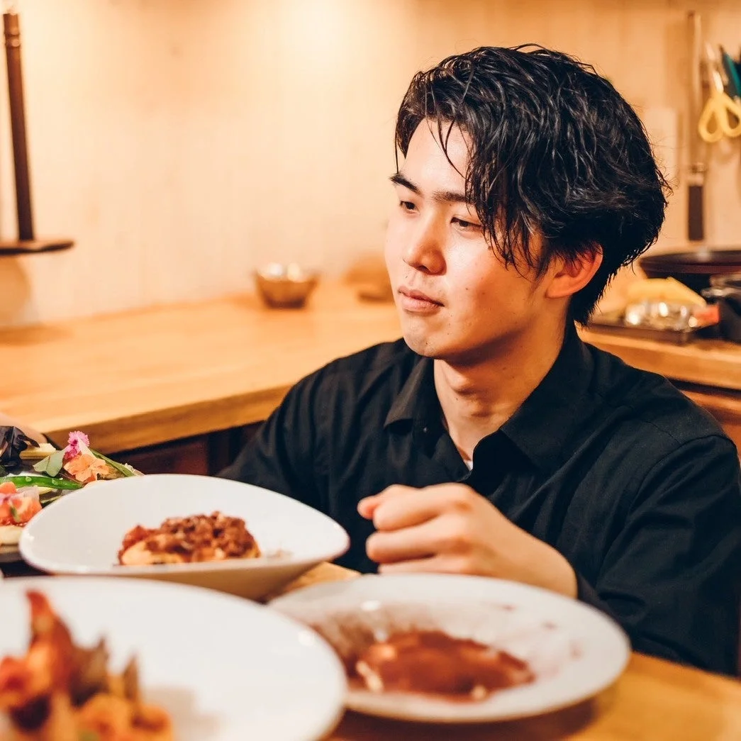 諌山拓磨氏