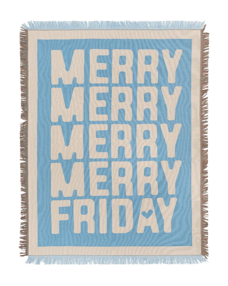 「MERRY MERRY MERRY MERRY FRIDAY」という文字が大きくデザインされた、水色とベージュのブランケットです